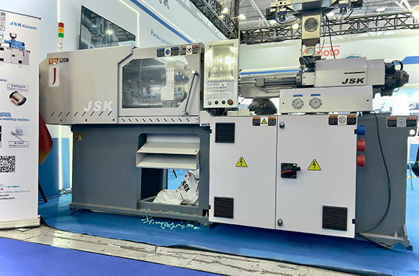JSKyumoto High-precision Injection Molding Machine: Shaping Quality and Forging the Future